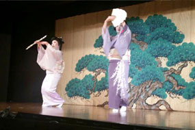 芸妓さんの日本舞踊
