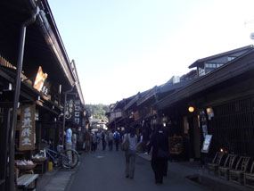 高山の町並み