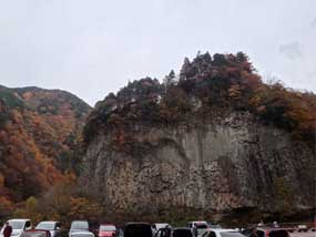 厳立